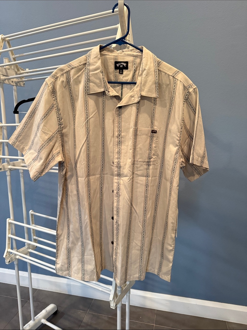 Billabong Beige Short-Sleeve Vertical Stripe Button-Down Shirt